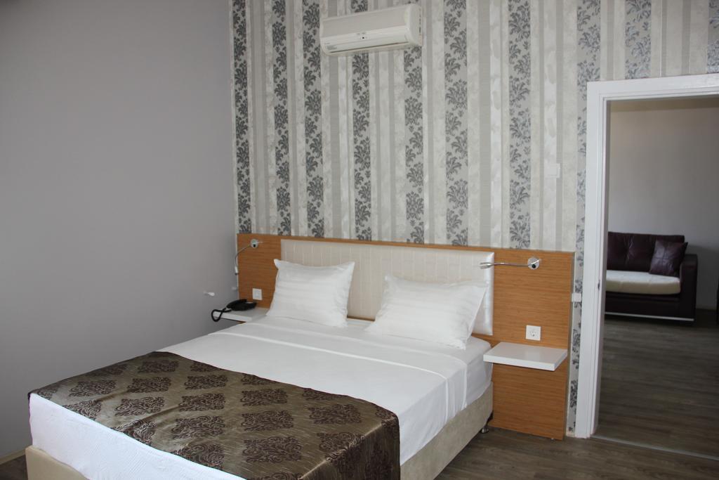 Seka Park Hotel Izmit Bagian luar foto