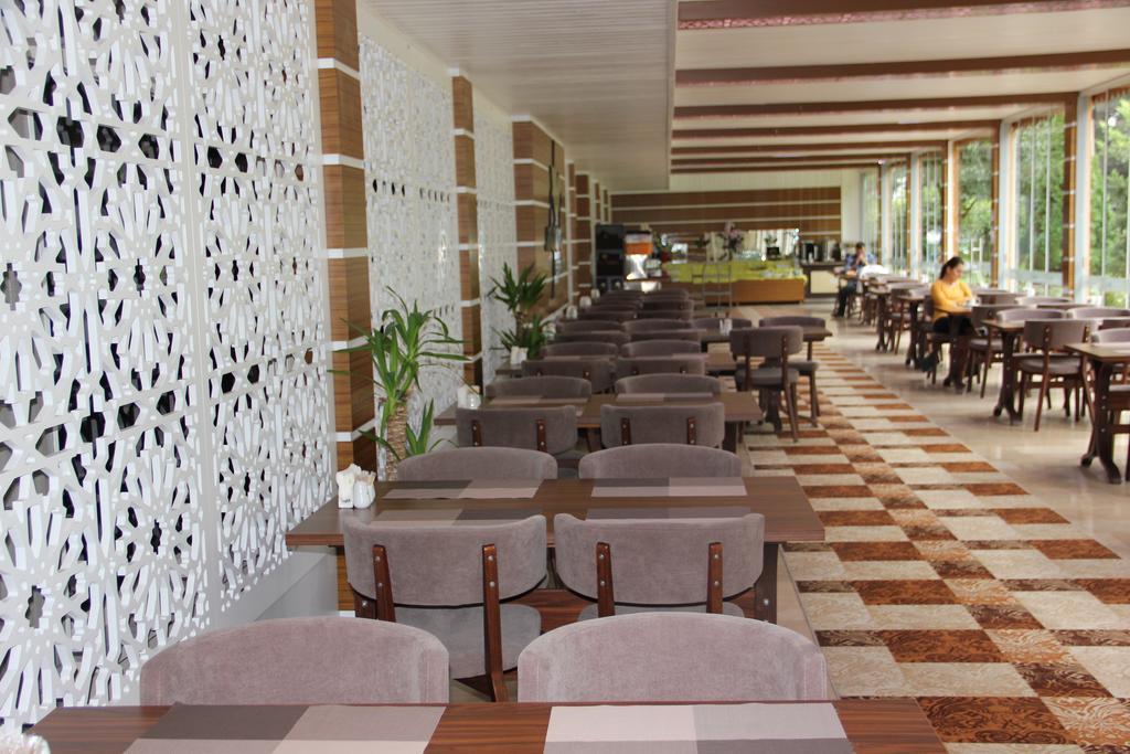 Seka Park Hotel Izmit Bagian luar foto
