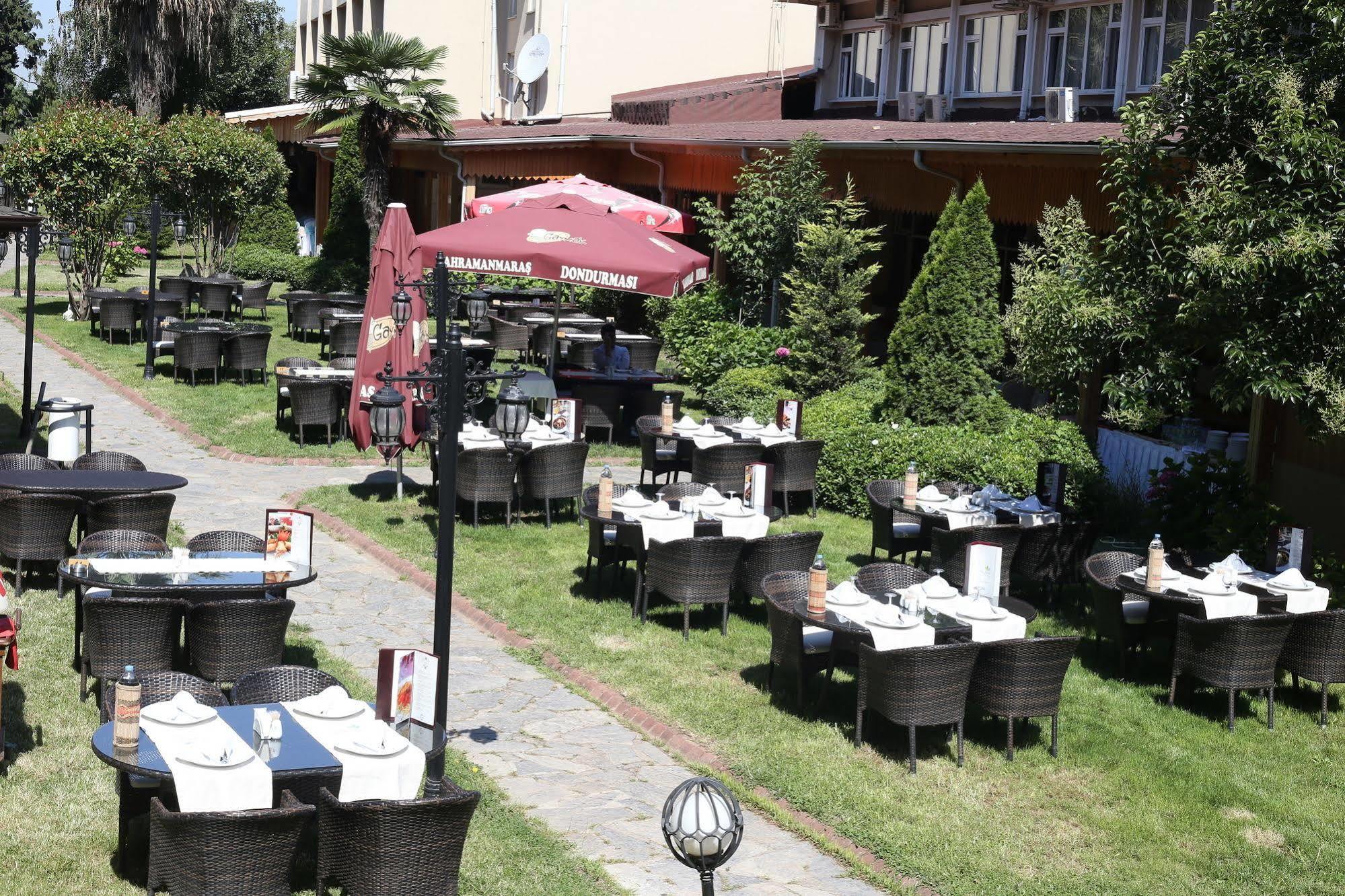 Seka Park Hotel Izmit Bagian luar foto
